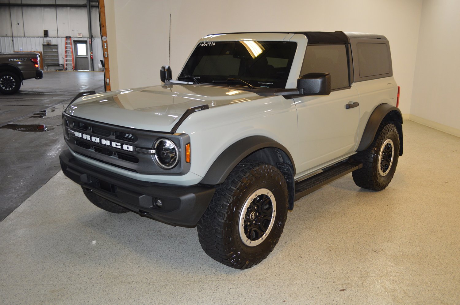 Used 2023 Ford Bronco Big Bend w/ Sasquatch Package AWD/4WD image 7