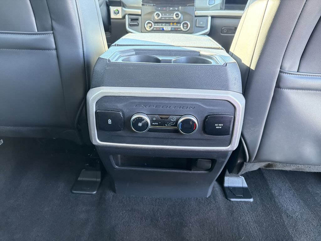Used 2023 Ford Expedition Max XLT image 25