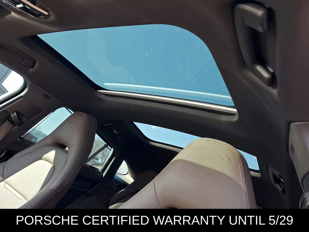 Used 2023 Porsche Panamera 4 image 15