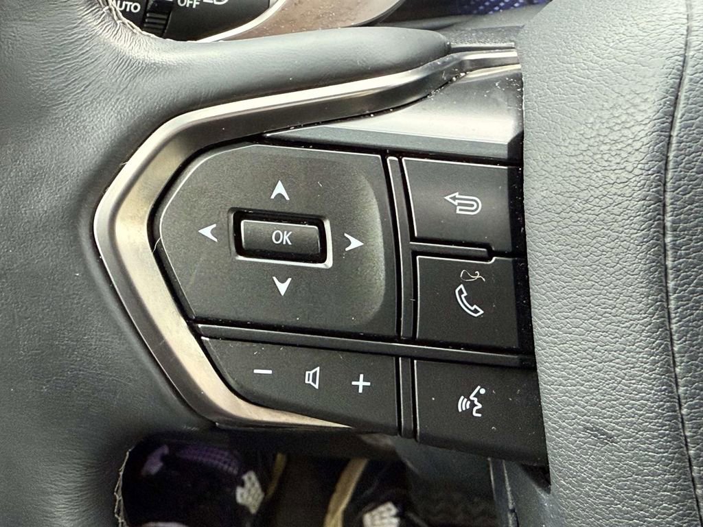 Used 2024 Lexus LX 600 4WD w/ Appearance Package image 22