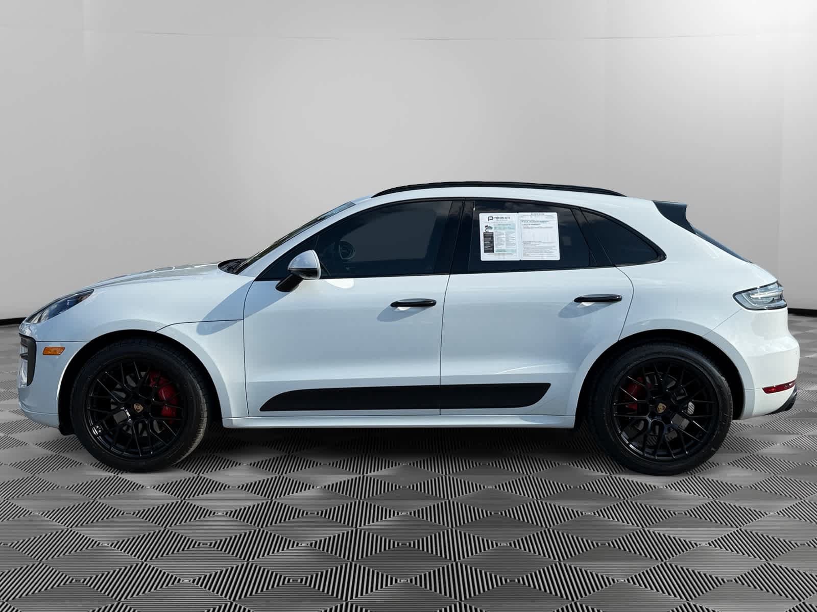 Used 2020 Porsche Macan GTS AWD/4WD image 2