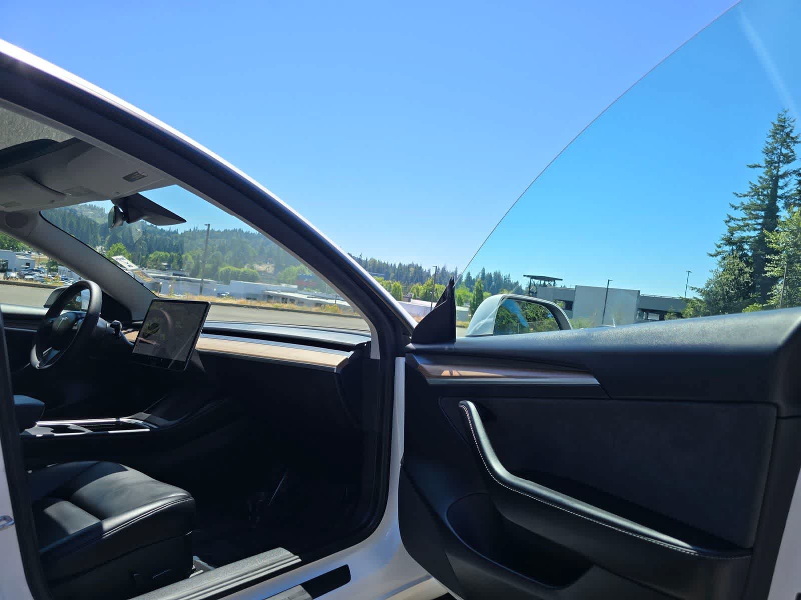 Used 2021 Tesla Model 3 Standard Range Plus RWD image 15