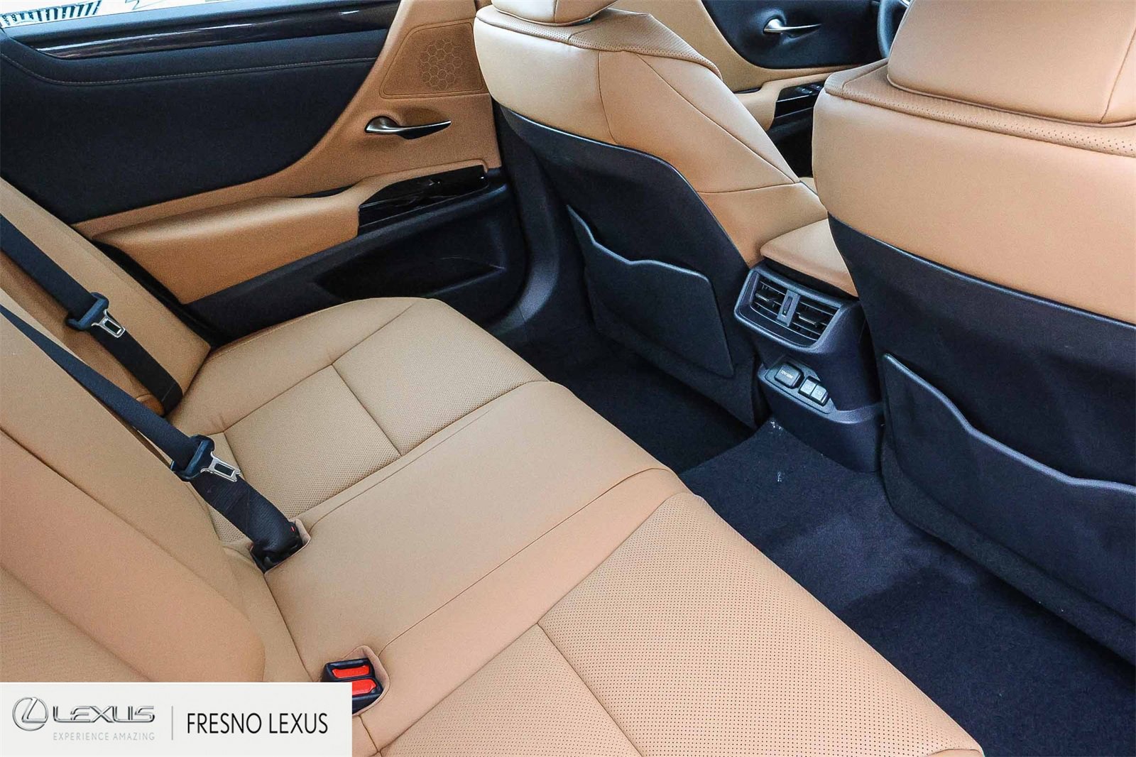 New 2025 Lexus ES 350 image 13