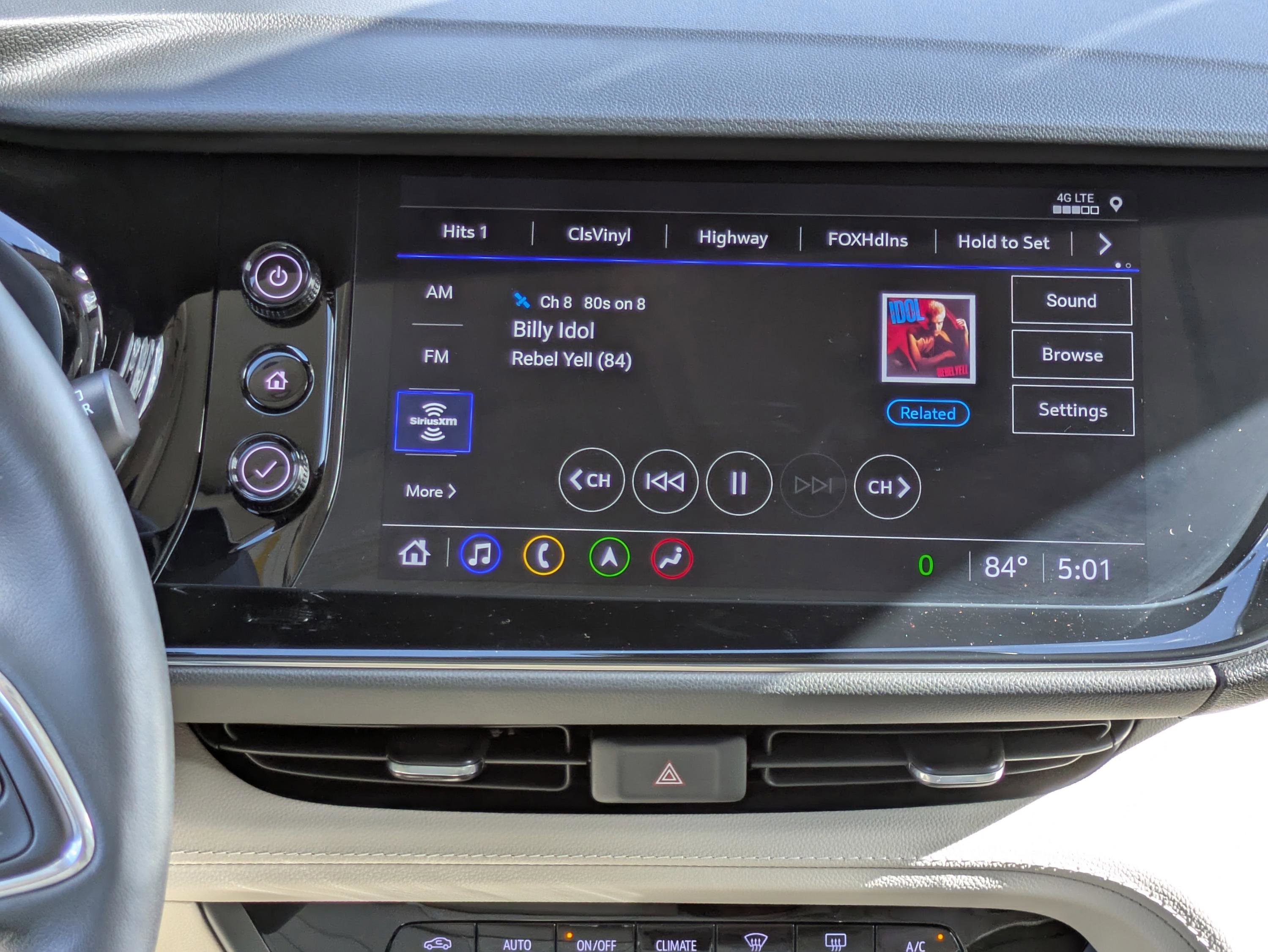 Used 2023 Buick Envision Avenir image 19