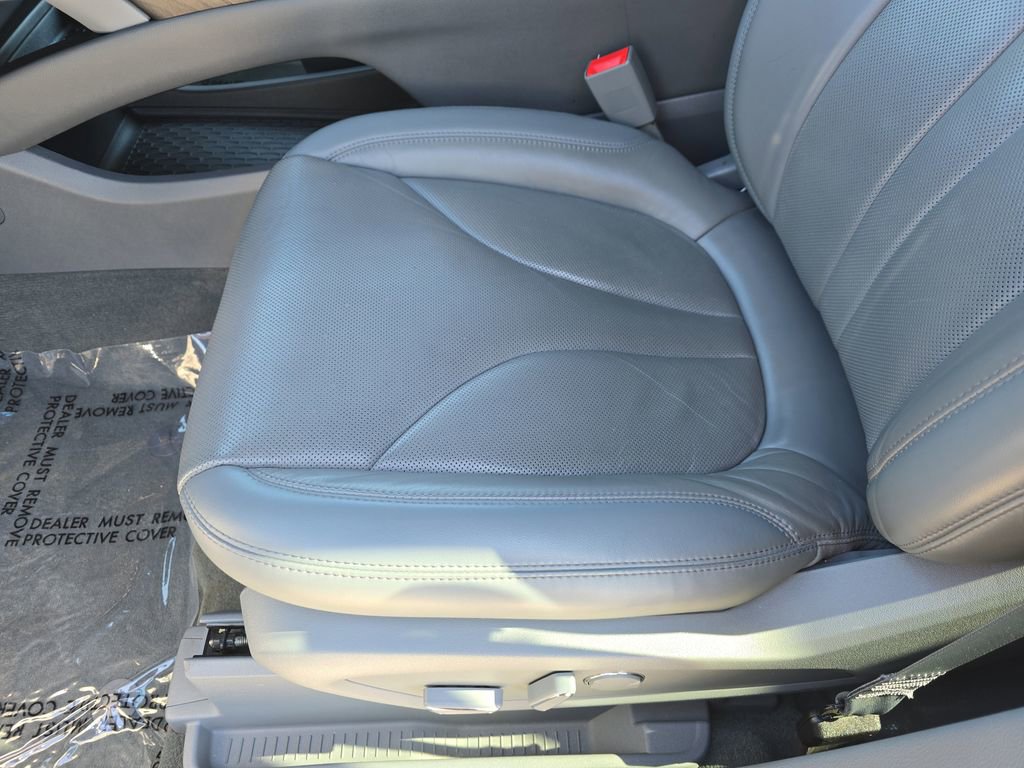 Used 2020 Lincoln Nautilus Reserve image 21