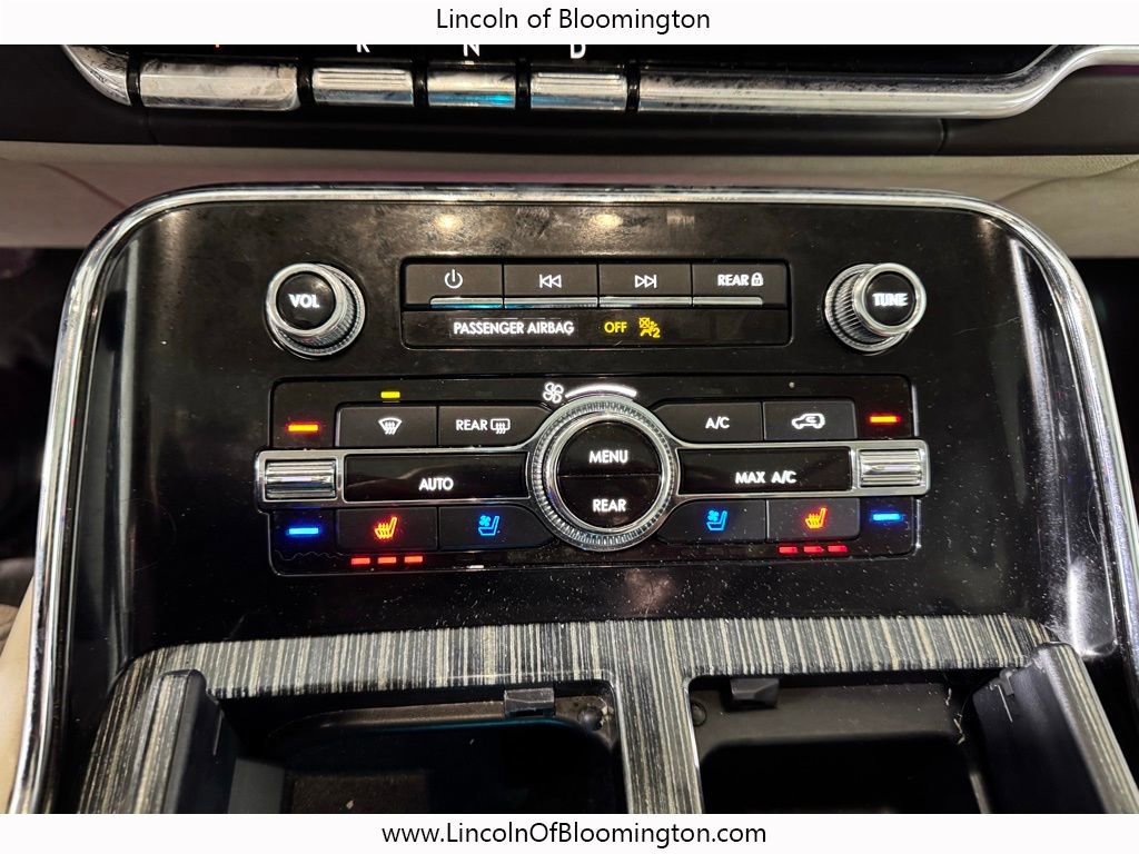 Certified 2022 Lincoln Navigator Black Label image 32