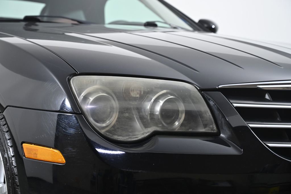 Used 2005 Chrysler Crossfire Convertible image 6