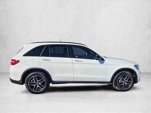 Used 2019 Mercedes-Benz GLC 300 4MATIC image 4