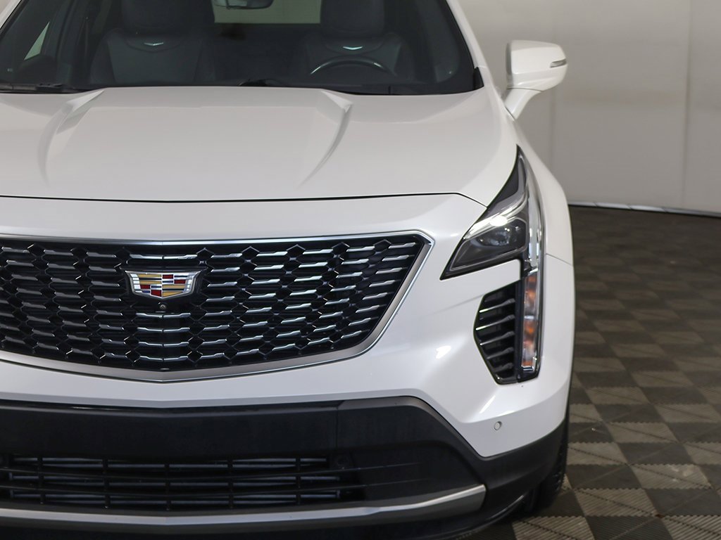 Used 2022 Cadillac XT4 Premium Luxury w/ Enhanced Visibility Package image 17
