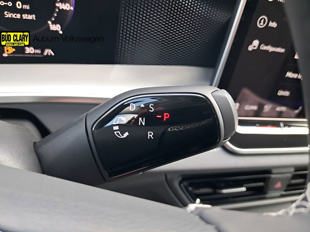 New 2026 Volkswagen Tiguan SE AWD/4WD image 24