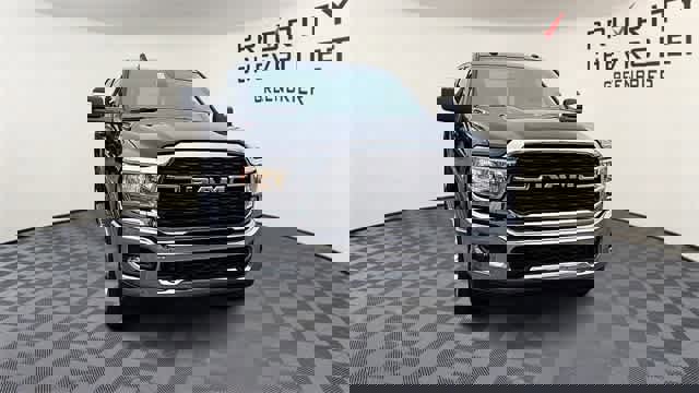Used 2024 RAM 2500 Big Horn w/ Bed Utility Group image 3