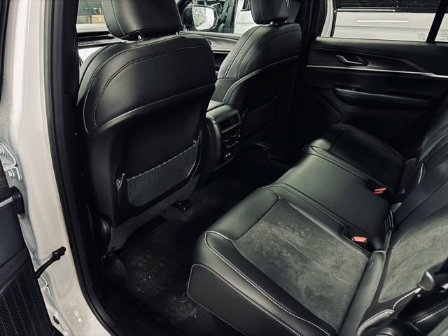 New 2026 Jeep Grand Cherokee Altitude image 18