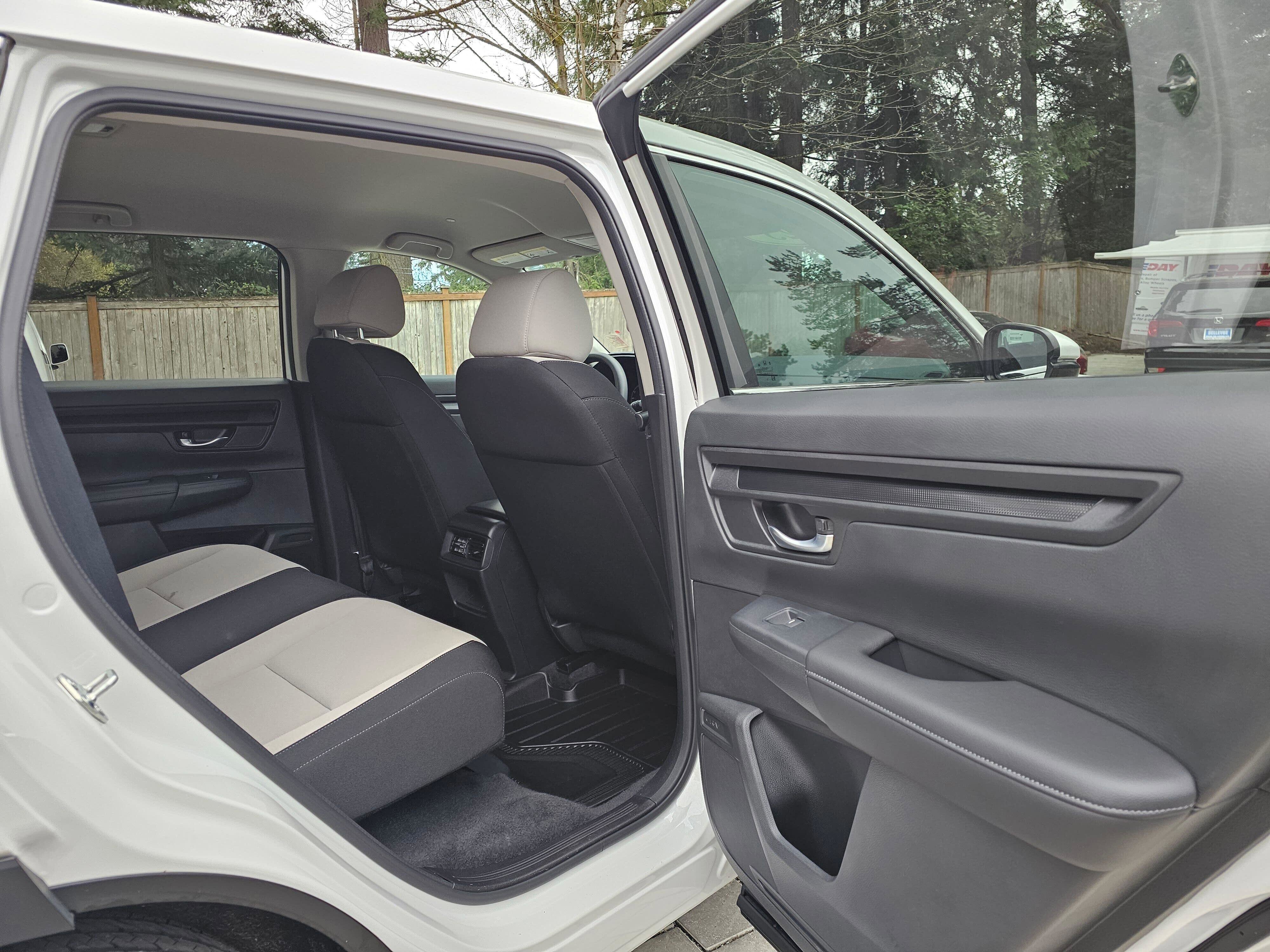 Certified 2025 Honda CR-V LX image 12