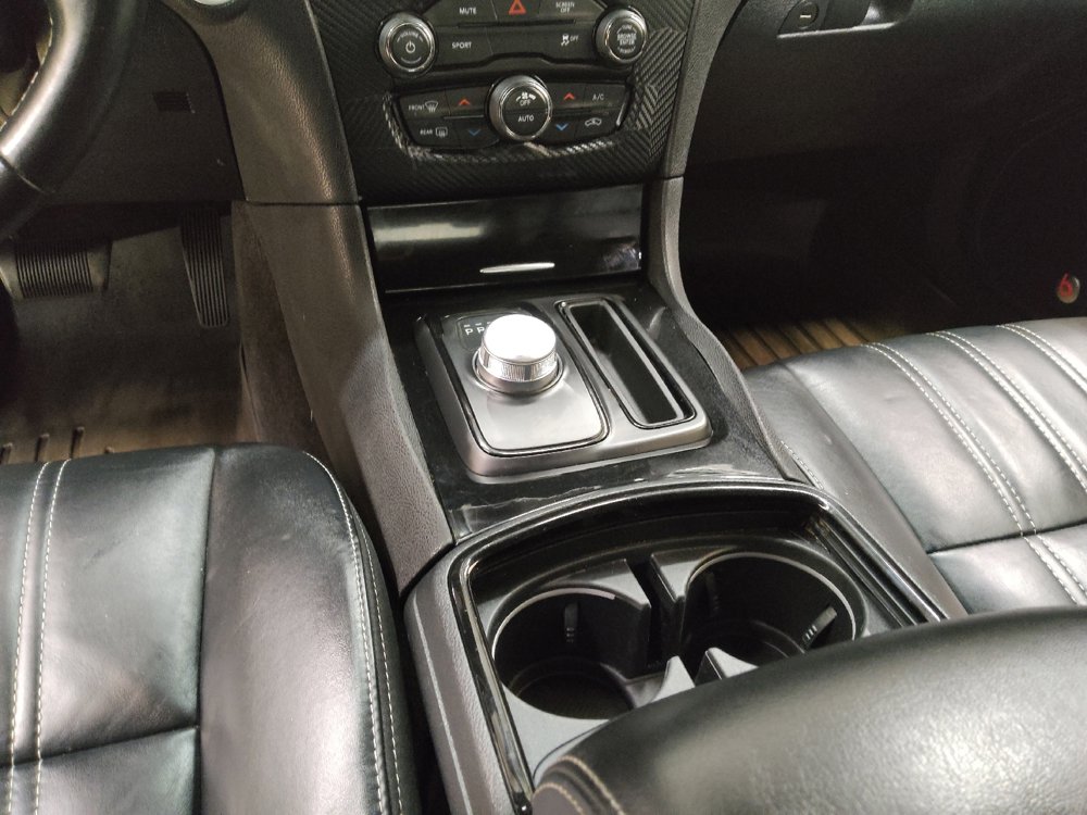 Used 2017 Chrysler 300 S image 26