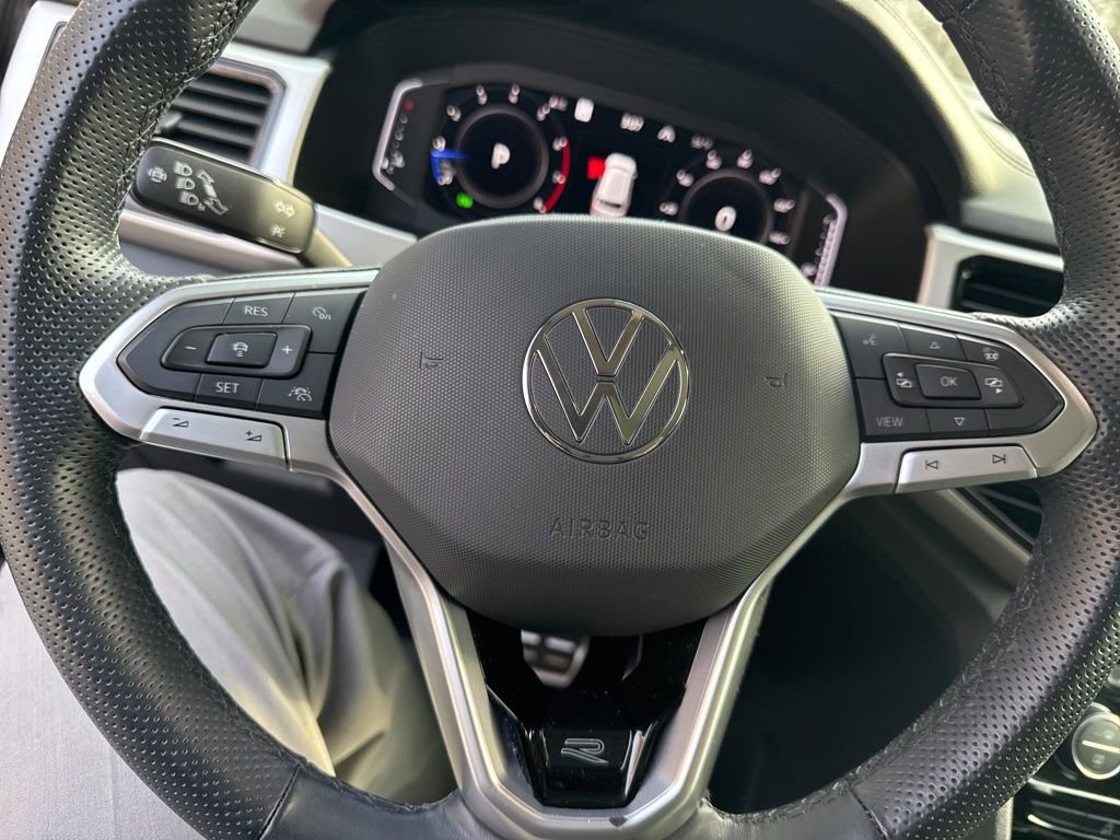 Used 2023 Volkswagen Atlas SEL R-Line image 16