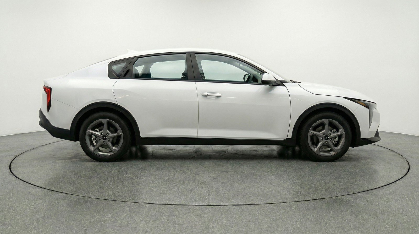 Used 2025 Kia K4 FWD image 11