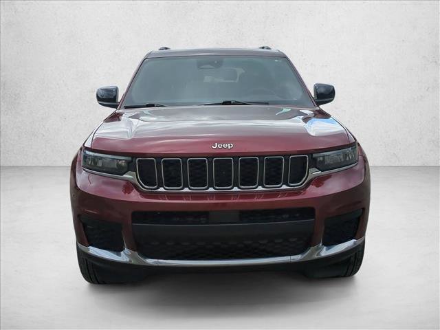 Used 2024 Jeep Grand Cherokee L Laredo image 2