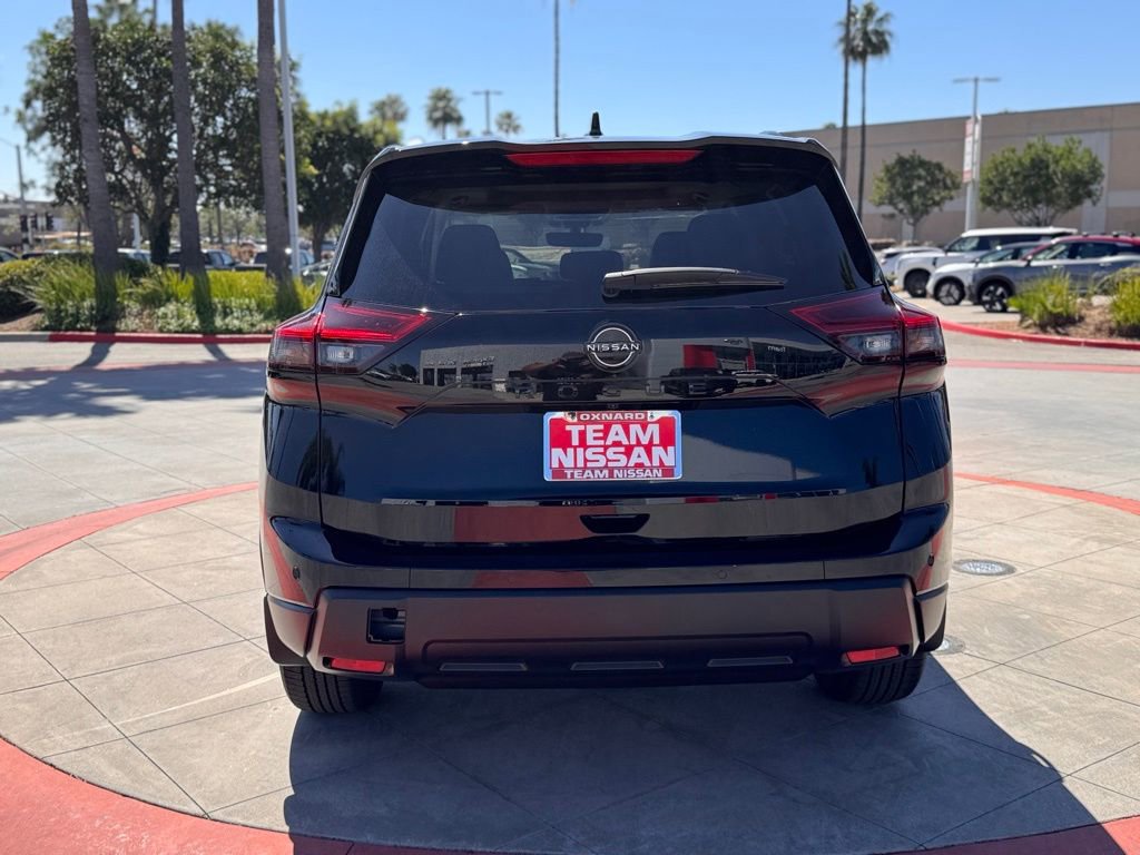 New 2026 Nissan Rogue Dark Armor image 6