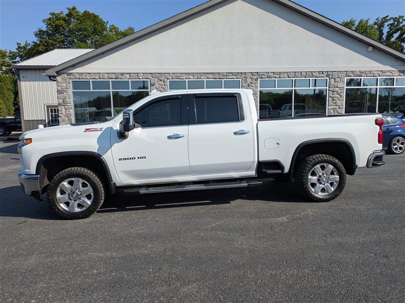 Used 2020 Chevrolet Silverado 2500 LTZ w/ LTZ Premium Package AWD/4WD image 3