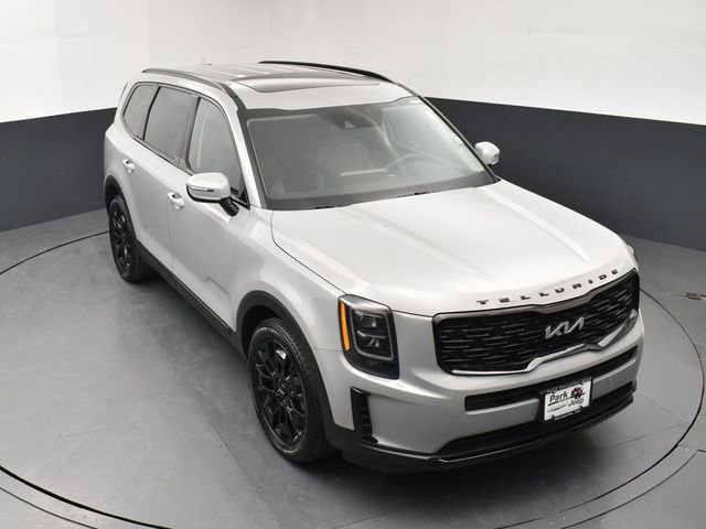 Used 2022 Kia Telluride EX w/ EX Premium Package AWD/4WD image 13