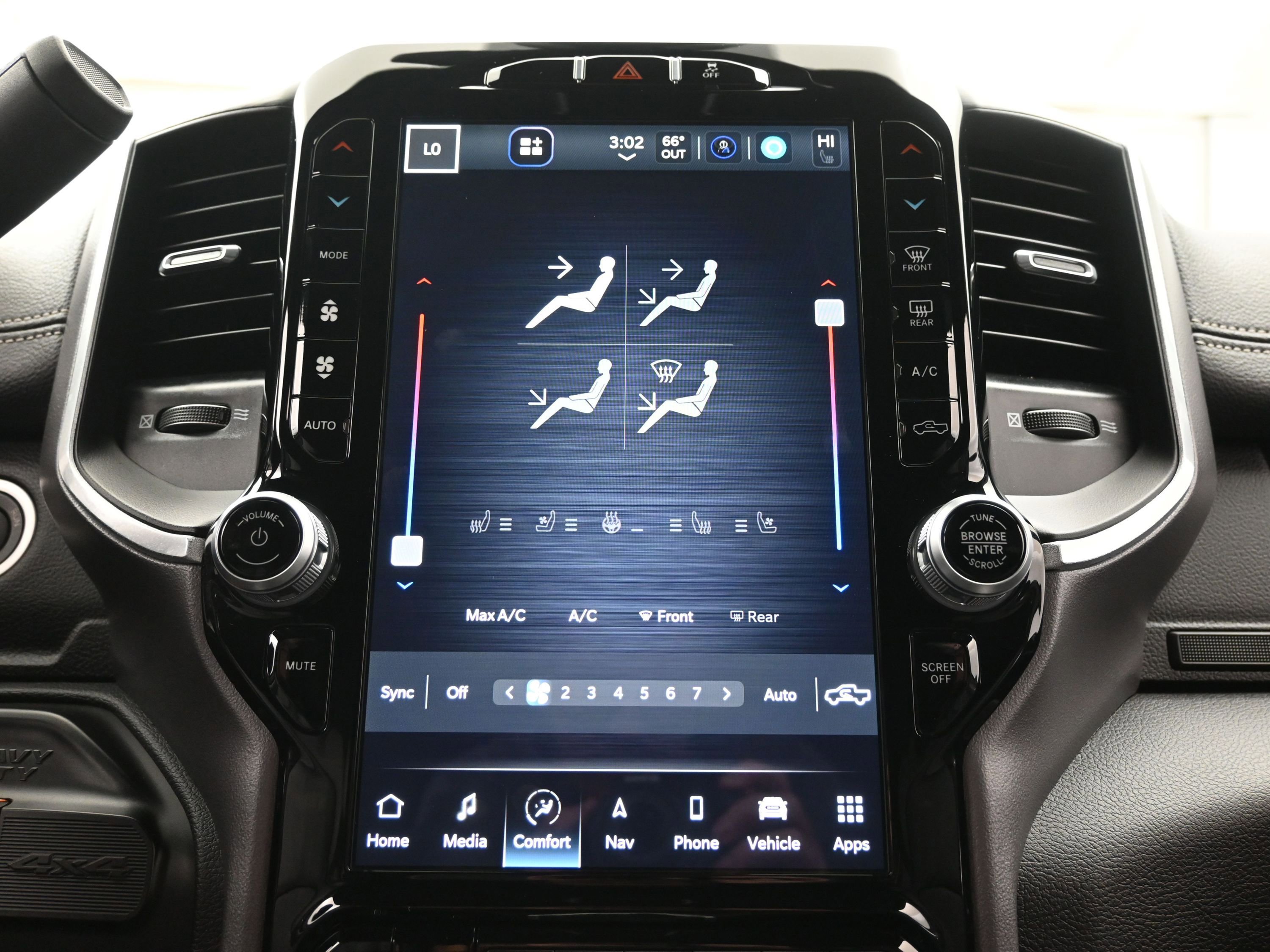 Used 2023 RAM 2500 Laramie w/ Night Edition image 35