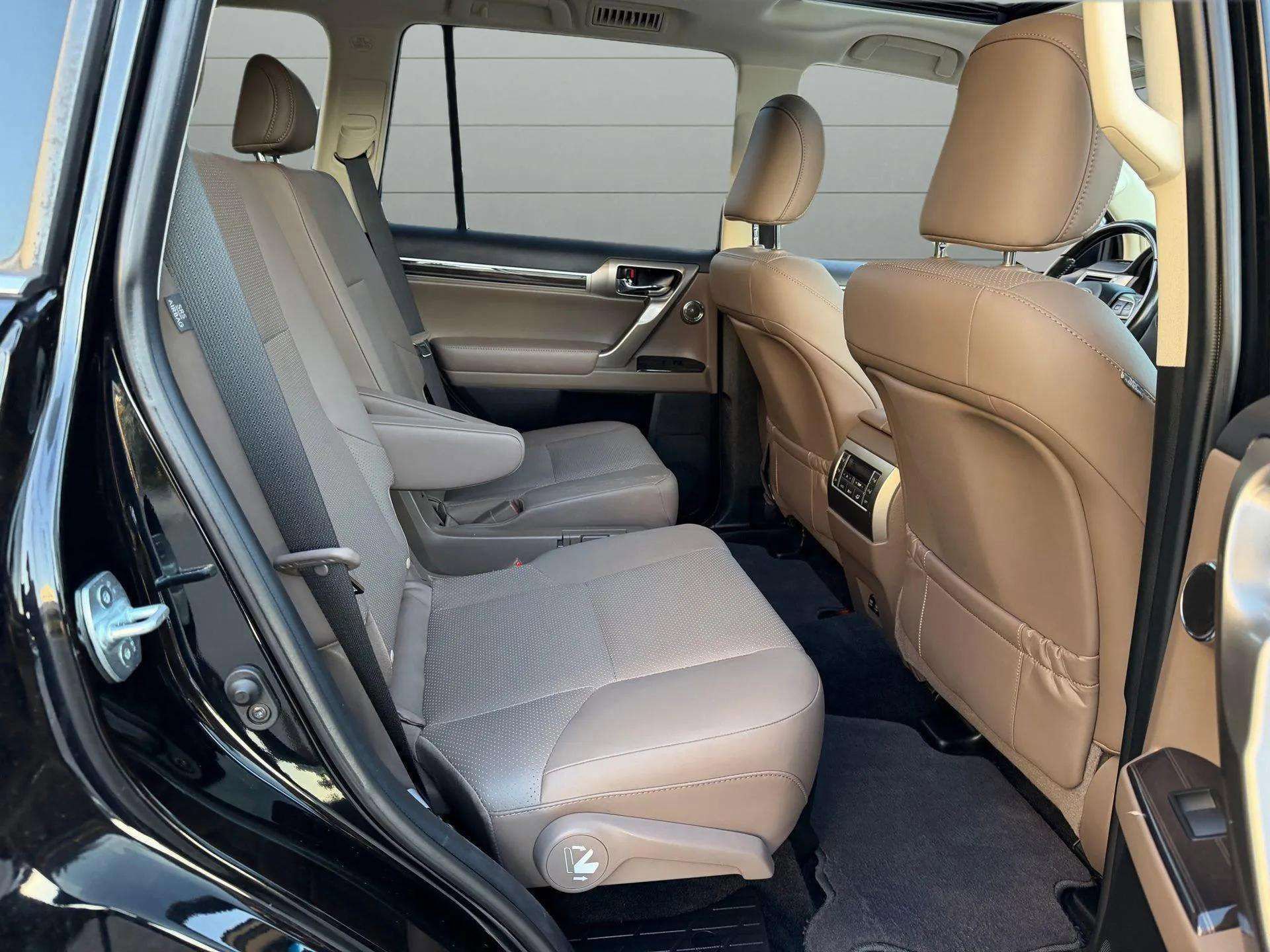 Used 2021 Lexus GX 460 Luxury w/ Sport Design Package image 42