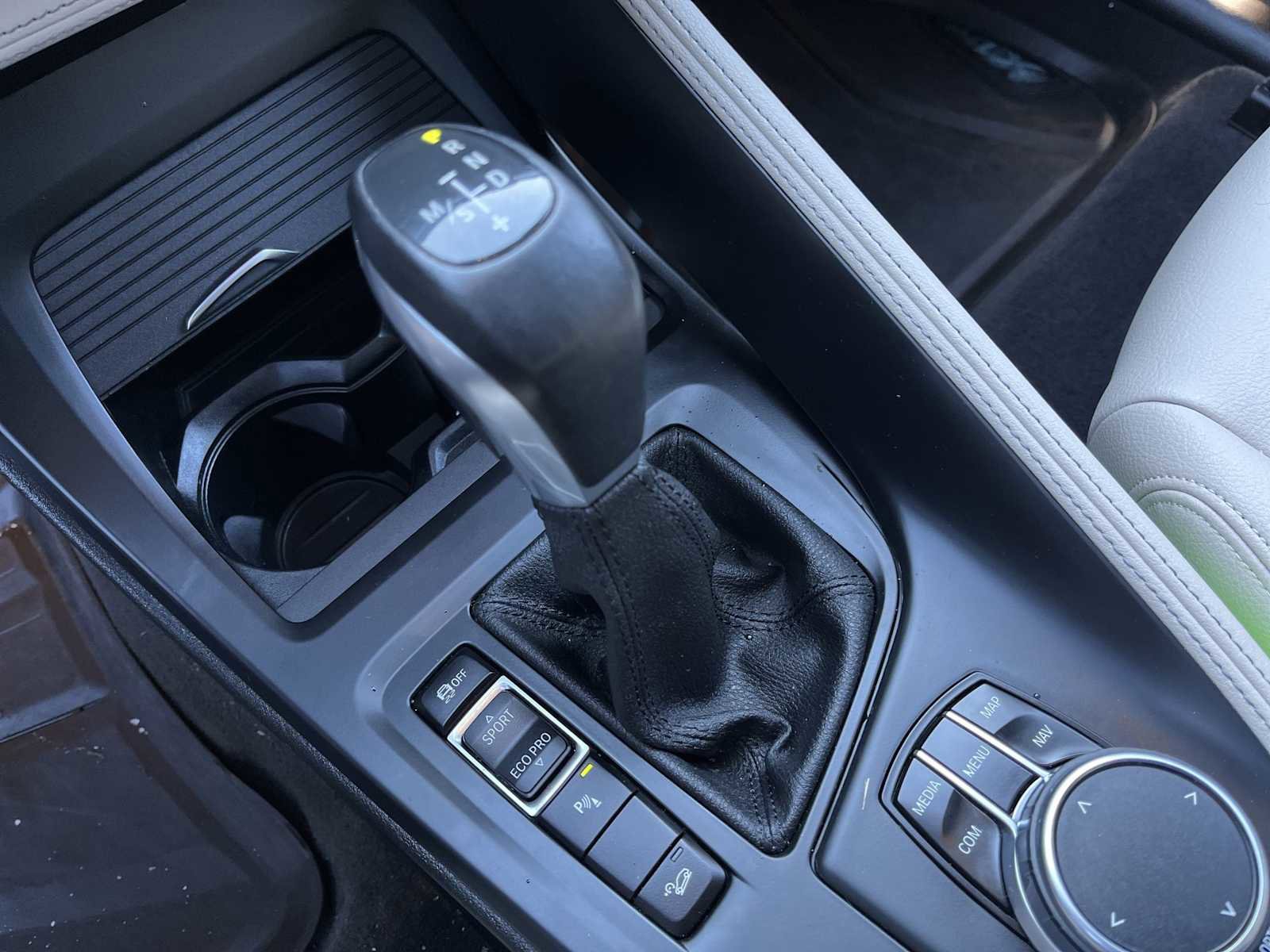 Used 2018 BMW X1 xDrive28i w/ Premium Package image 16