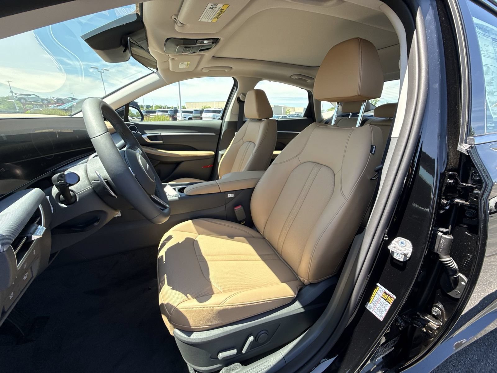New 2026 Hyundai Sonata Limited FWD image 13