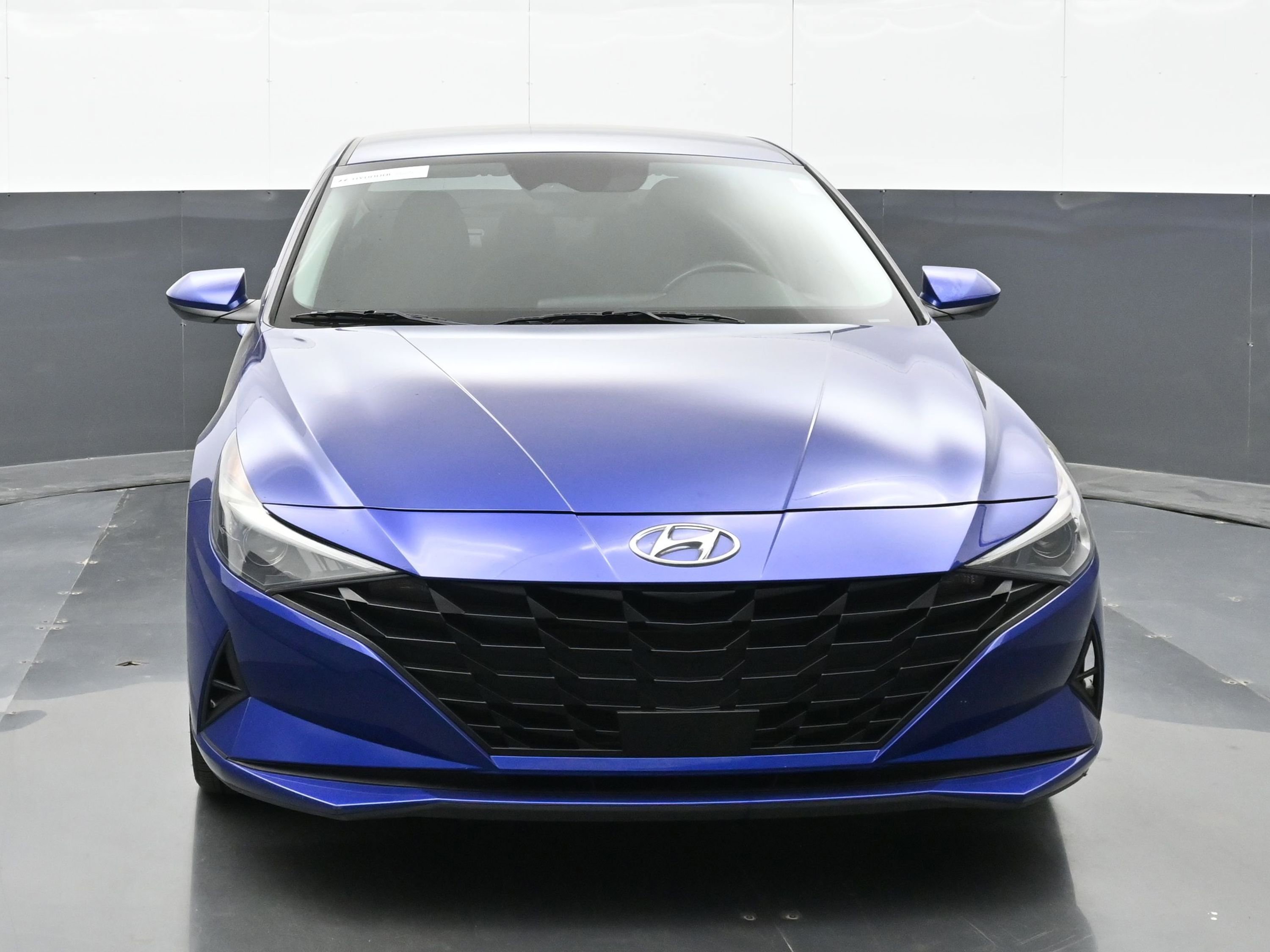 Used 2023 Hyundai Elantra SEL w/ Convenience Package FWD image 7