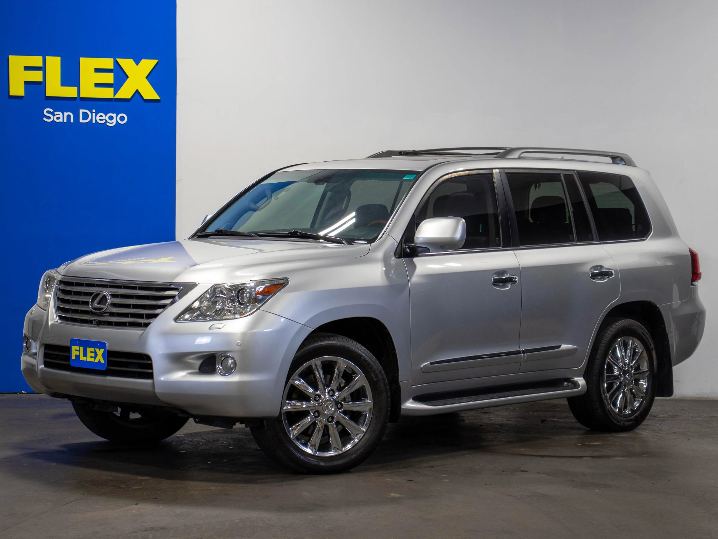 Used 2009 Lexus LX 570 4WD image 1