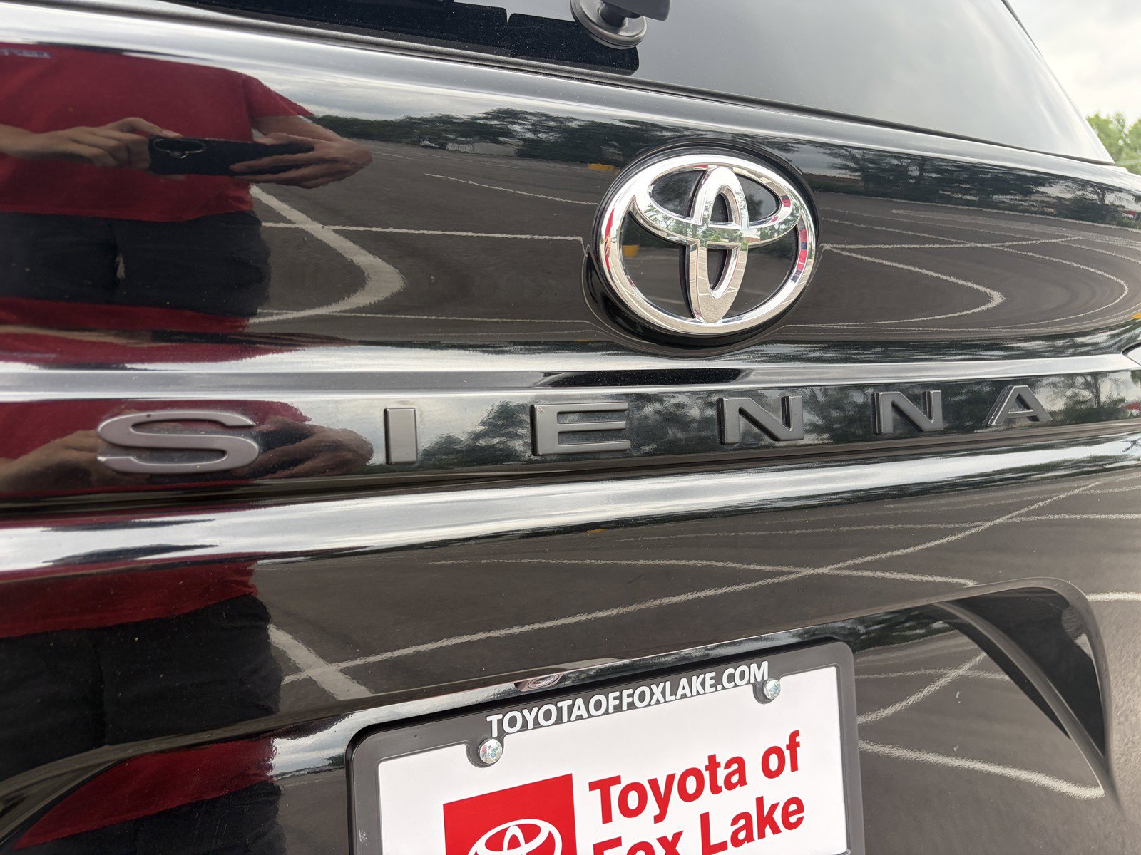 Used 2026 Toyota Sienna XLE FWD image 35