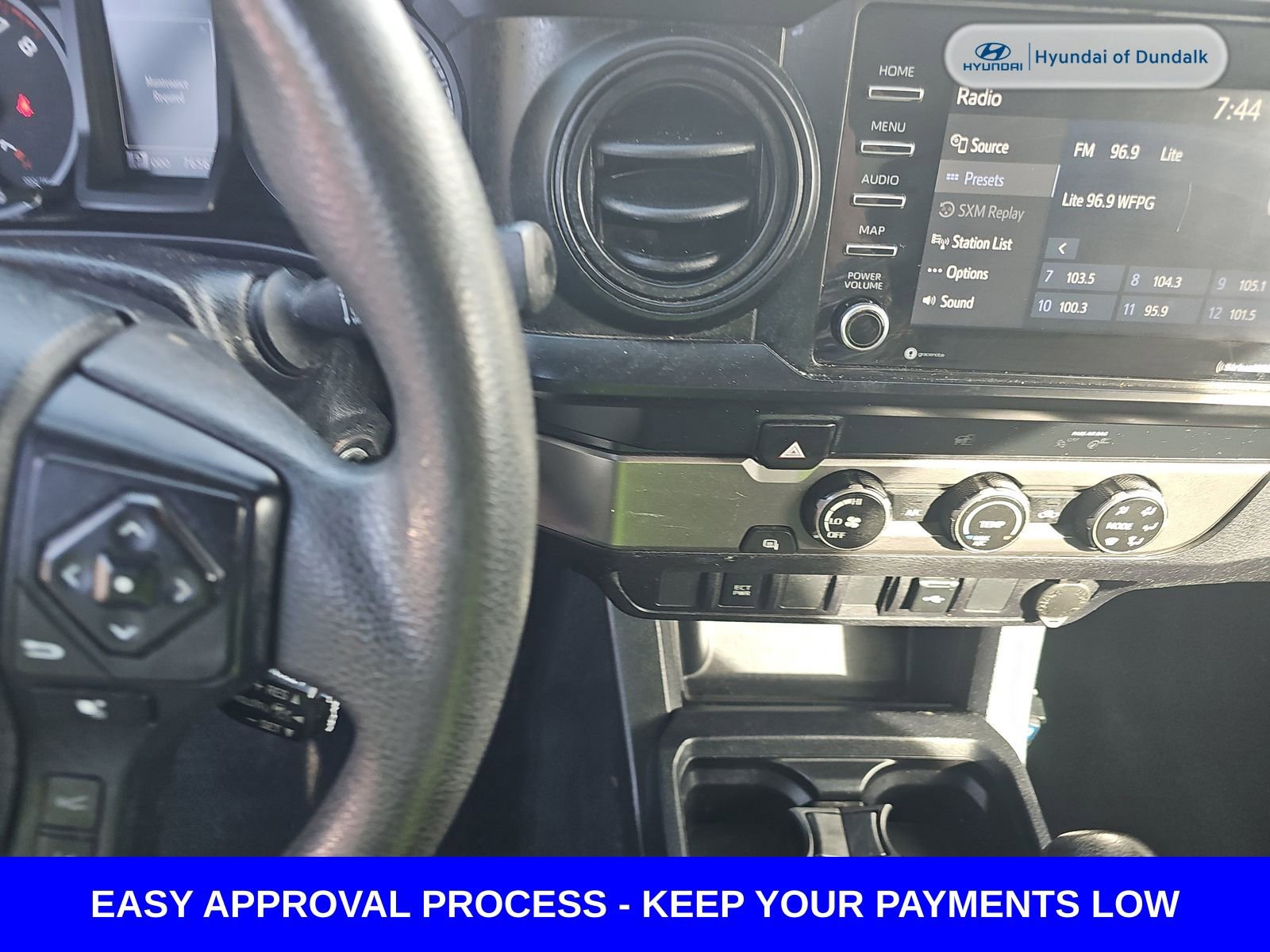Used 2020 Toyota Tacoma SR w/ SR Convenience Package RWD image 12