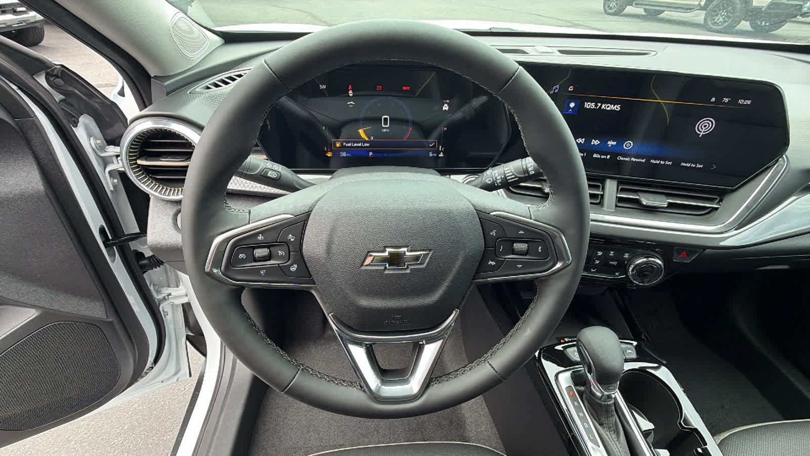New 2026 Chevrolet Trax ACTIV w/ Sunroof Package FWD image 18