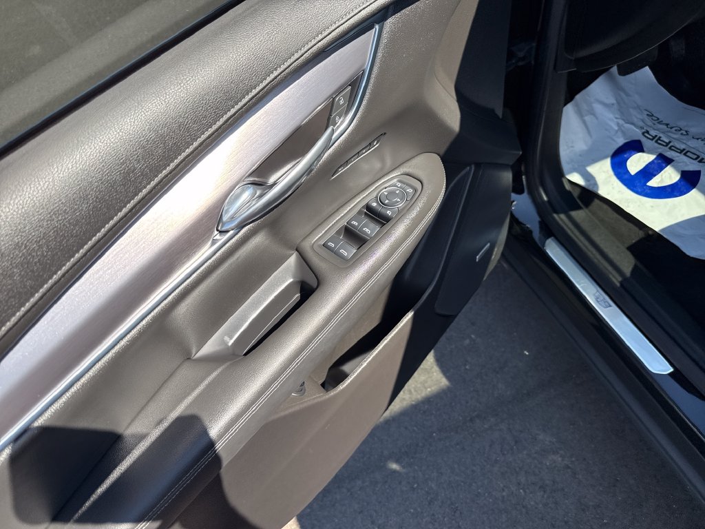 Used 2023 Cadillac XT6 Luxury AWD/4WD image 11