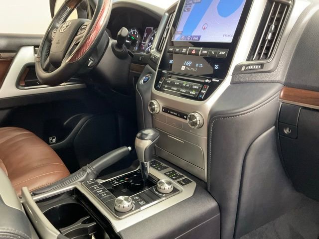 Used 2016 Toyota Land Cruiser w/ Preferred Accessory Package AWD/4WD image 22
