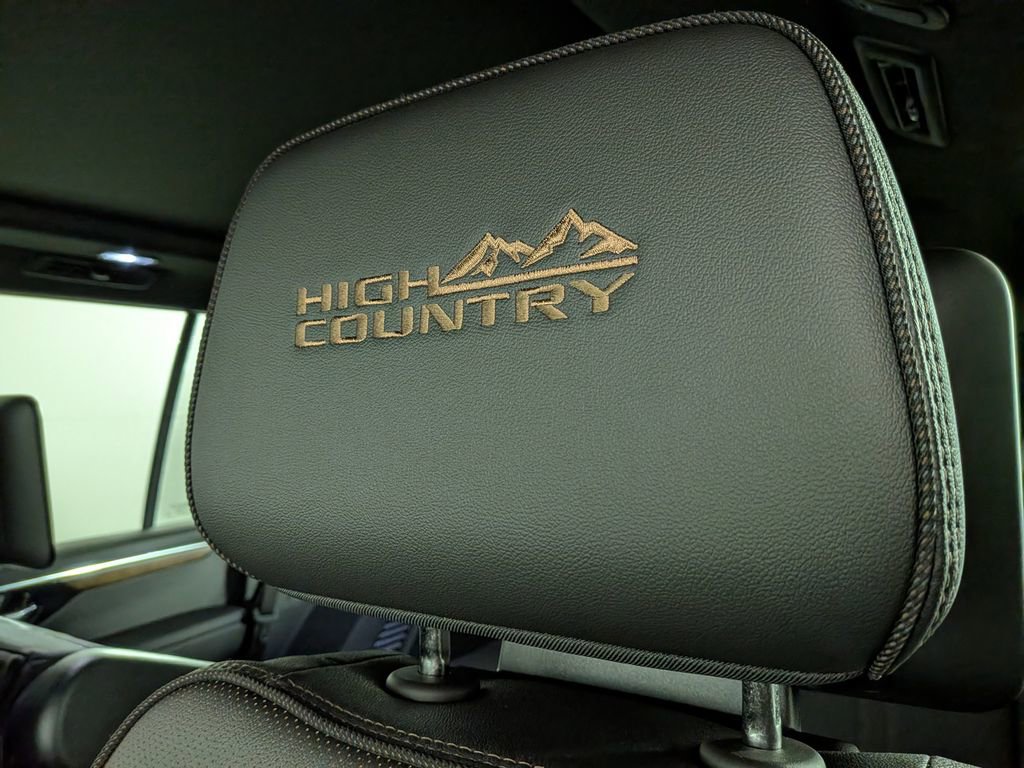 New 2026 Chevrolet Tahoe High Country image 18
