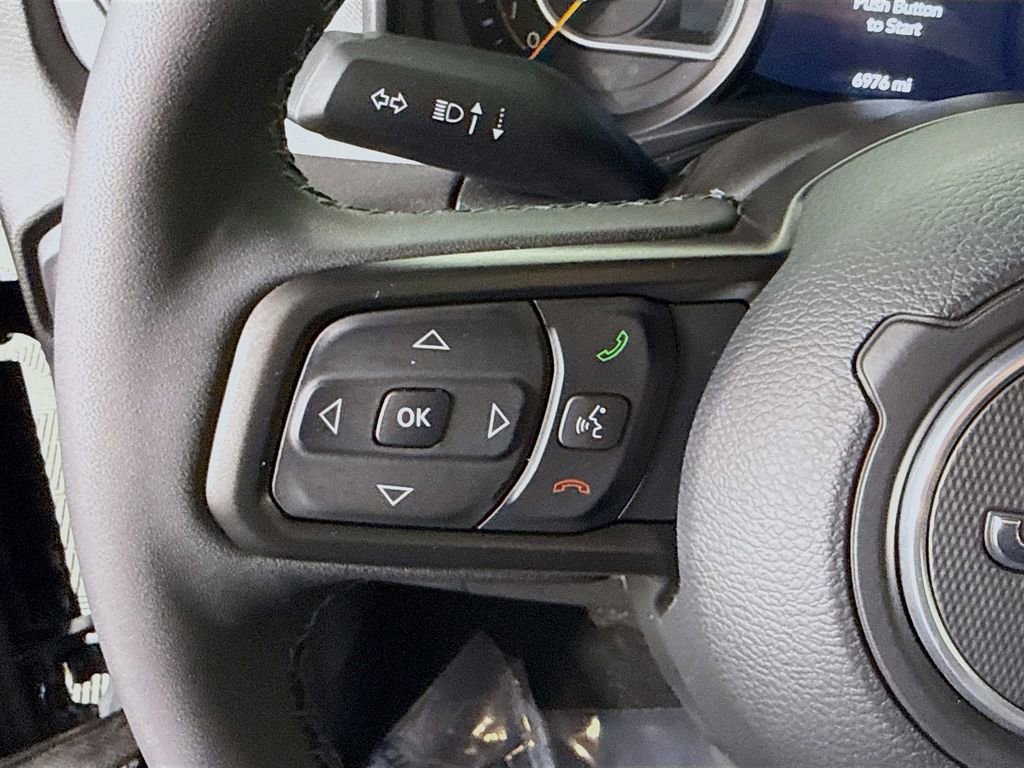 Used 2025 Jeep Wrangler Sport image 20