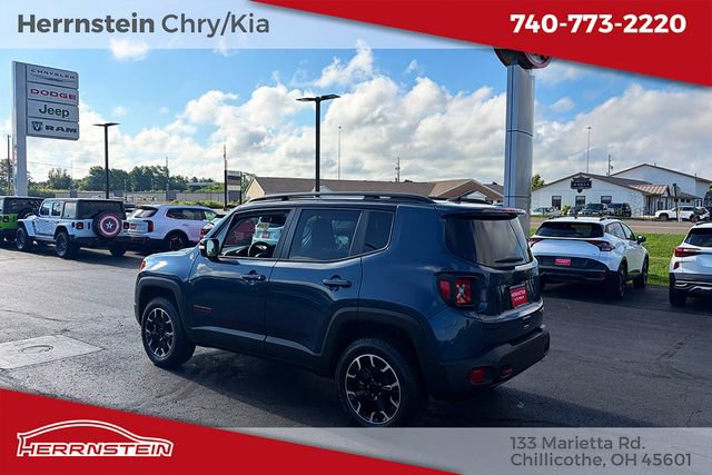 Used 2023 Jeep Renegade Trailhawk AWD/4WD image 16