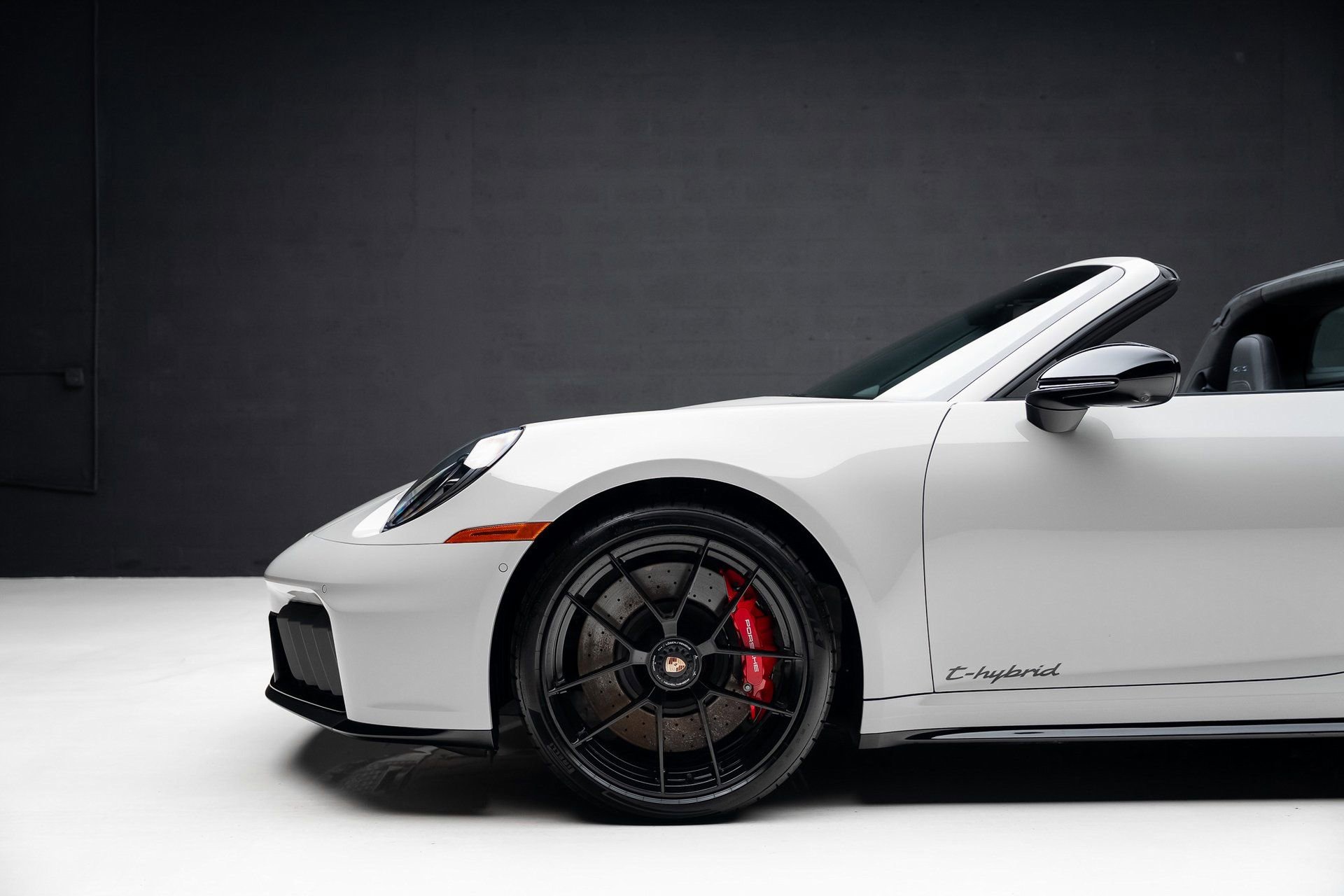 Used 2025 Porsche 911 Targa 4 GTS w/ Premium Package image 19