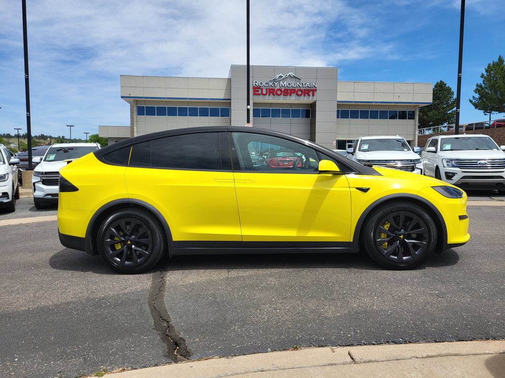 Used 2024 Tesla Model X AWD/4WD image 3