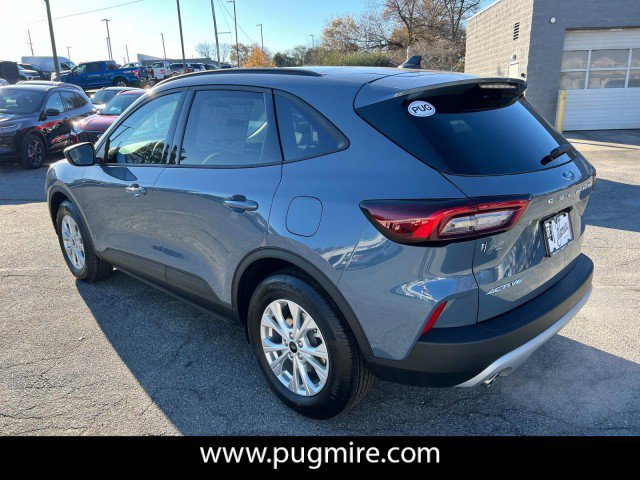 New 2025 Ford Escape Active w/ Cold Weather Package image 5