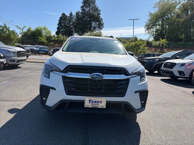 Certified 2025 Subaru Ascent Limited AWD/4WD image 2