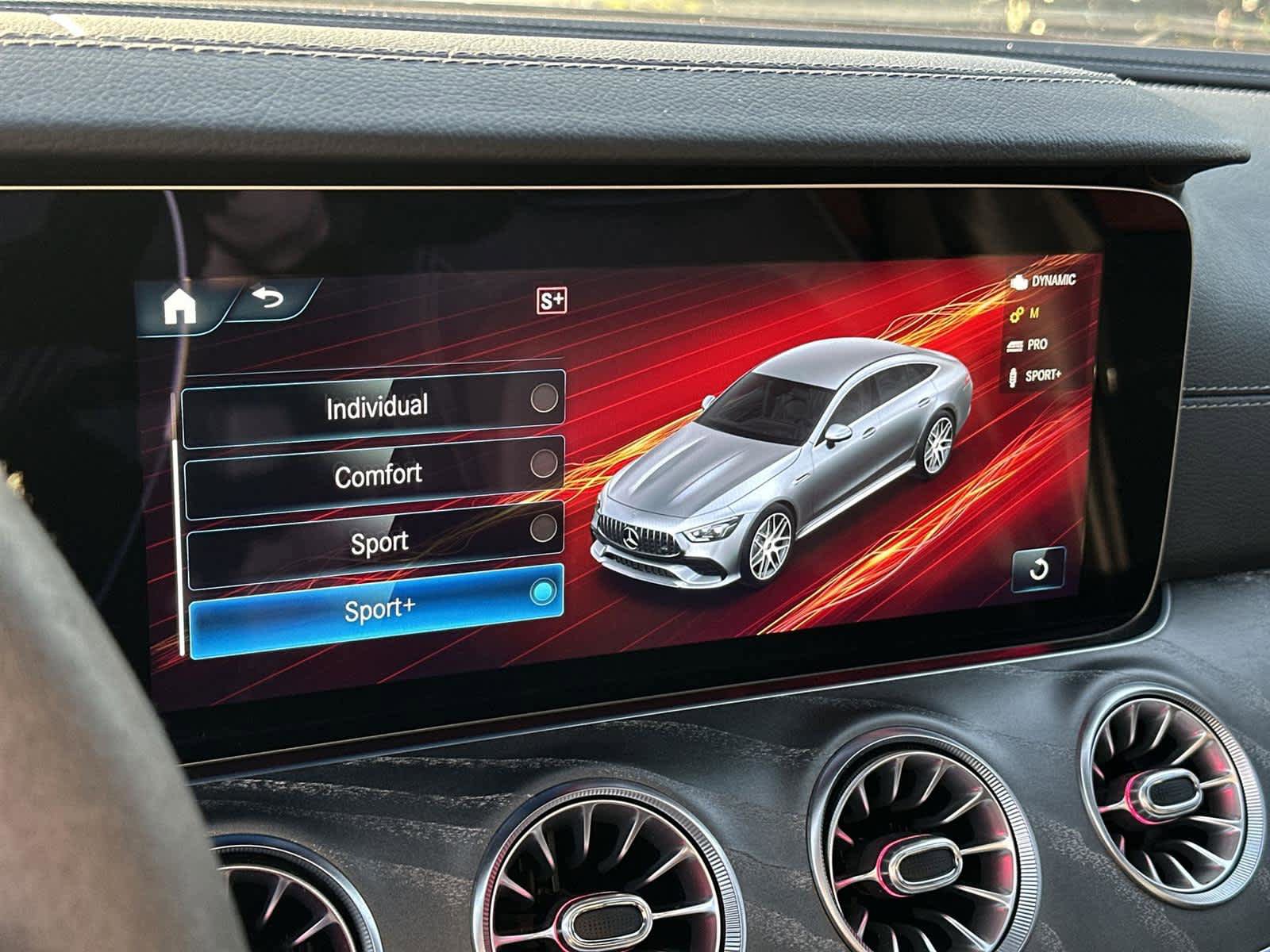 Used 2022 Mercedes-Benz AMG GT 43 image 30