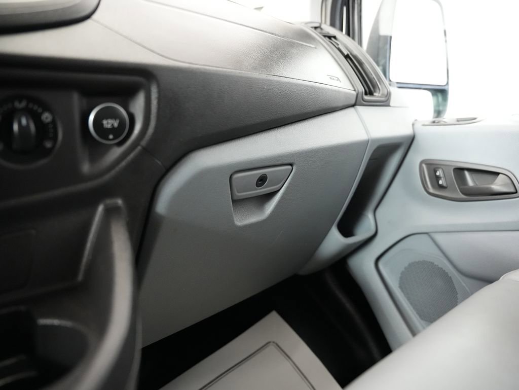 Used 2018 Ford Transit 250 148 Medium Roof RWD image 37