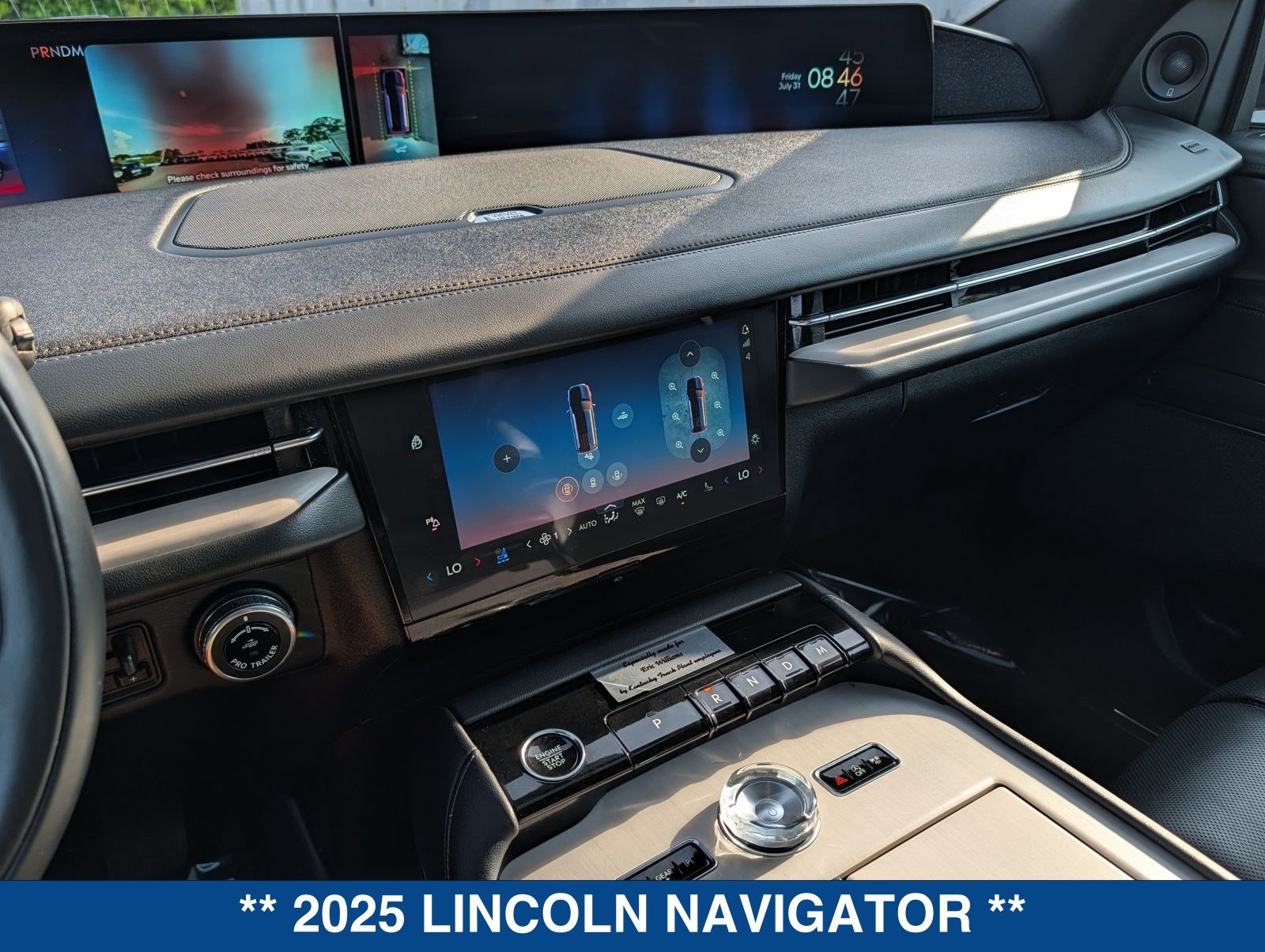 Used 2025 Lincoln Navigator Reserve w/ Jet Appearance Package AWD/4WD image 37