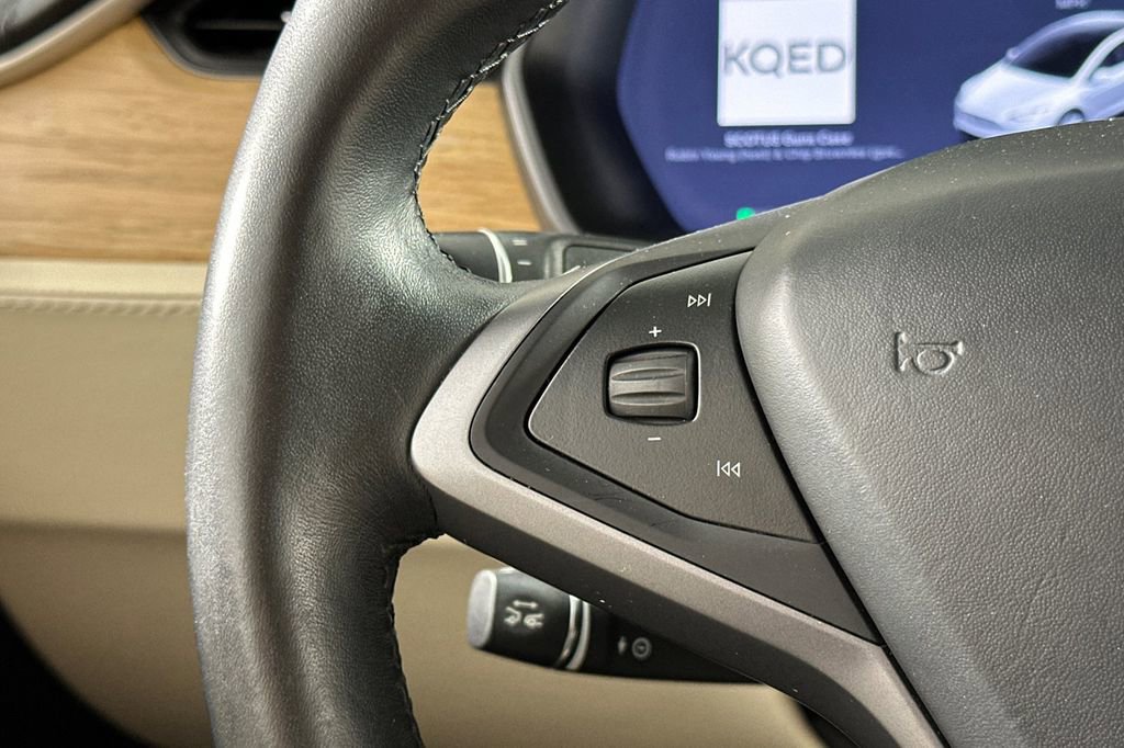 Used 2019 Tesla Model X Long Range image 27
