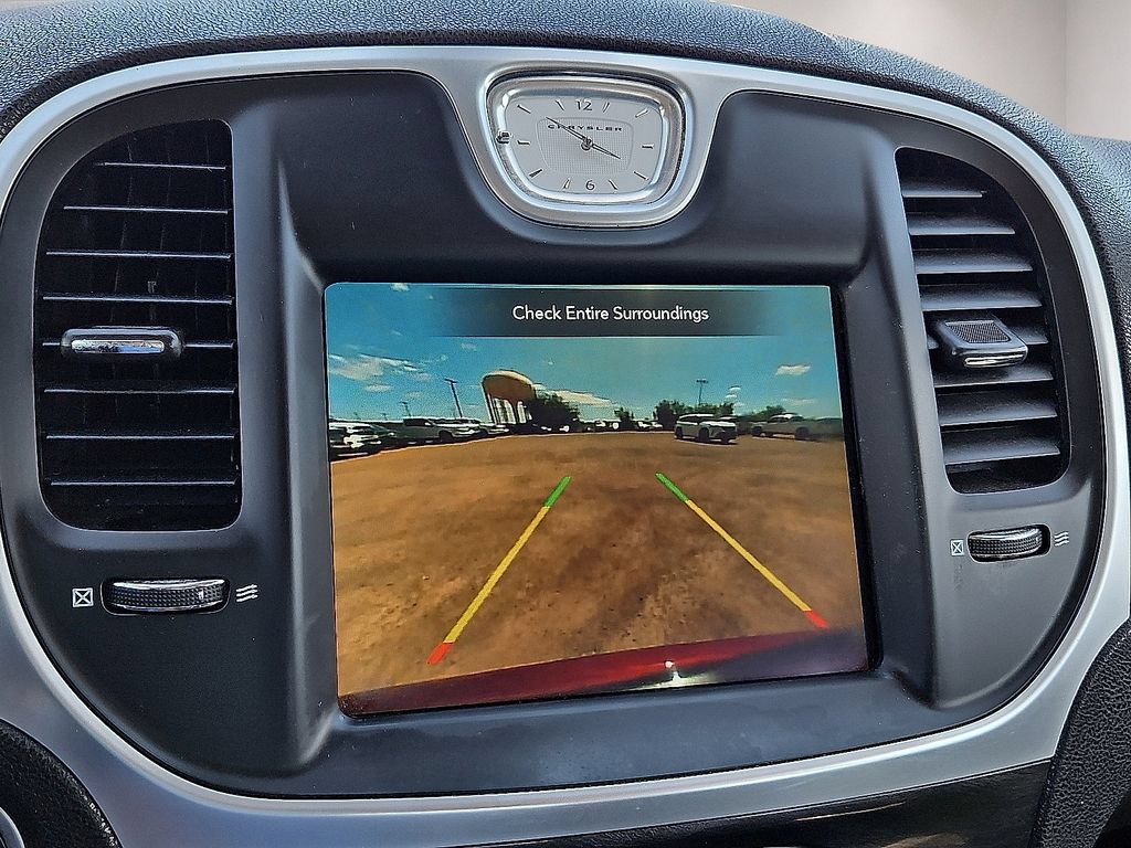 Used 2020 Chrysler 300 Touring w/ Sport Appearance Package RWD image 25