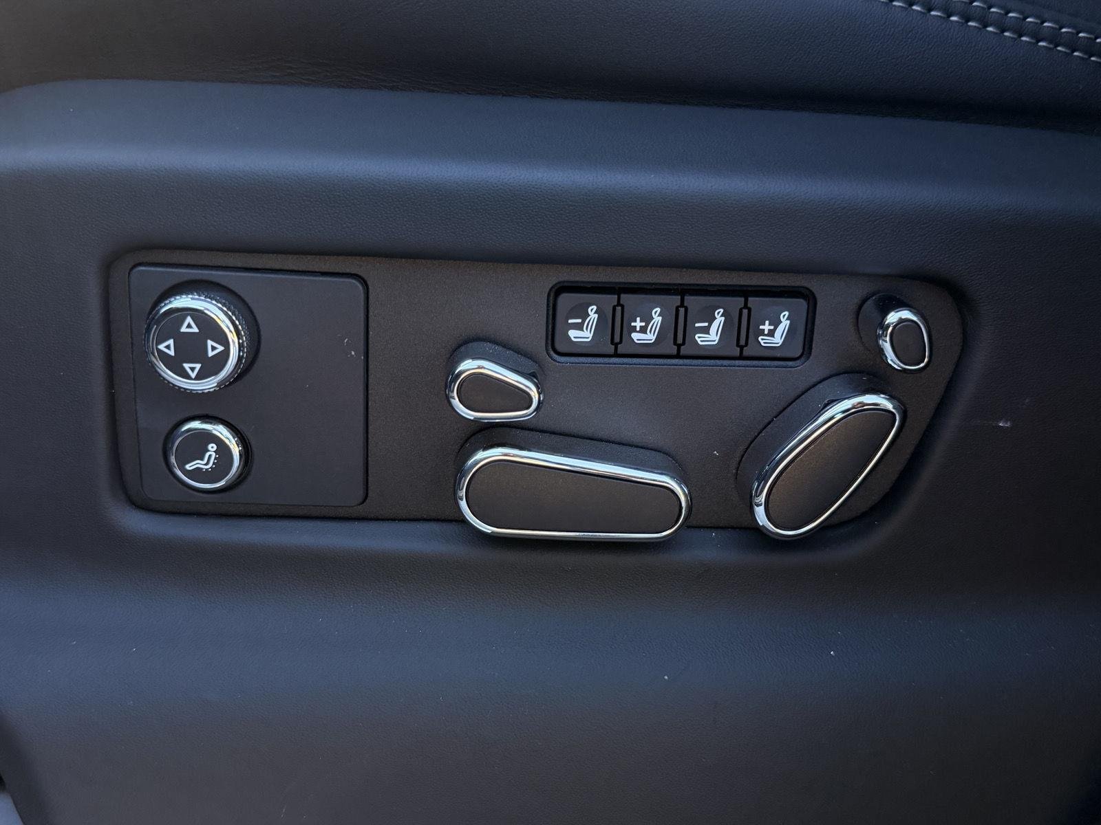 New 2027 Bentley Bentayga AWD/4WD image 18