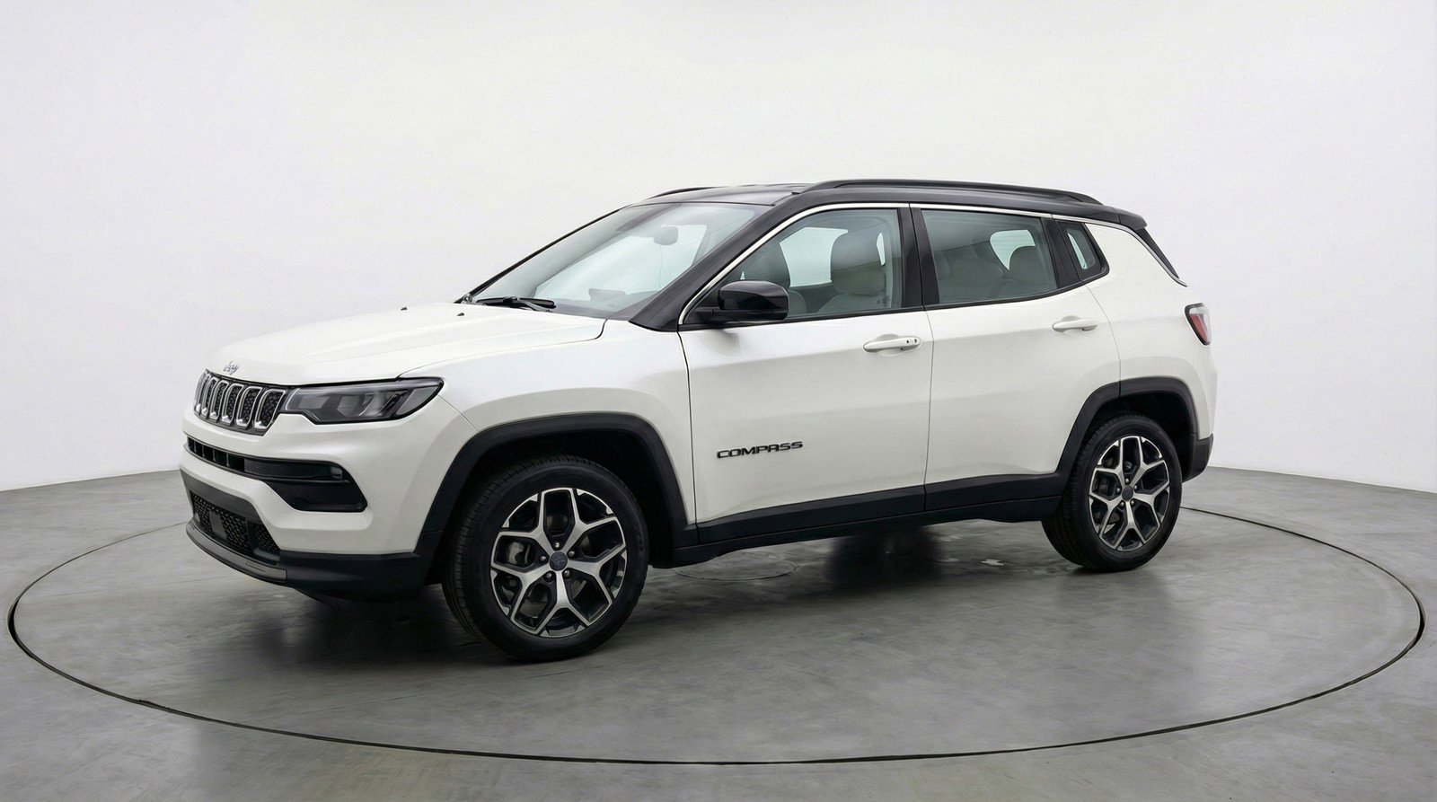 Used 2025 Jeep Compass Limited image 3