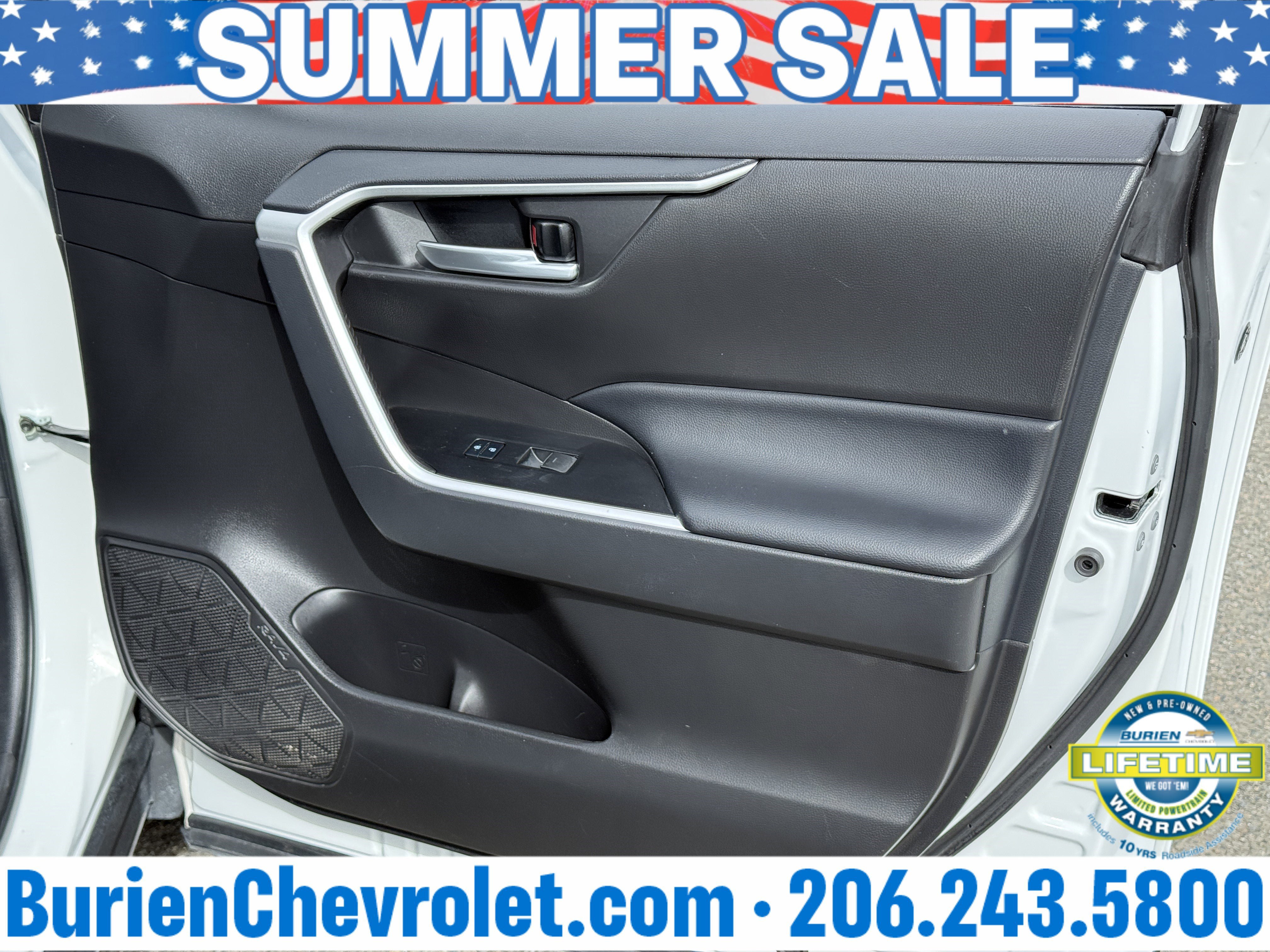 Used 2023 Toyota RAV4 XLE AWD/4WD image 20